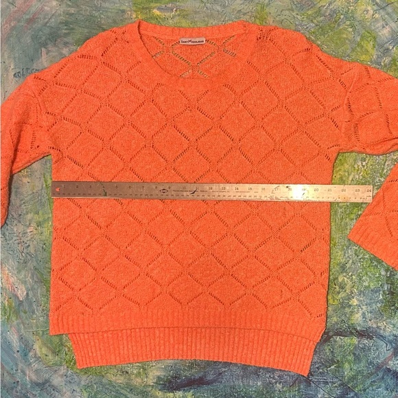 Dainty Hooligan Semi-Cropped Sweater - Neon Peach/Coral - Size M/L - Picture 5 of 10